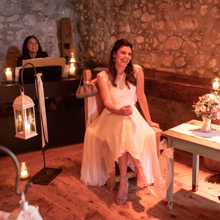 Tessa Trauung Musik Klavier auf Lucis Hochzeit bei Hansenöhrl Gaitau